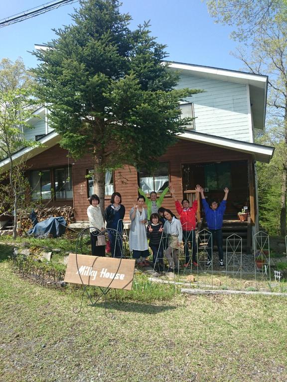 Pension Milky House Shinano (Nagano) Bagian luar foto